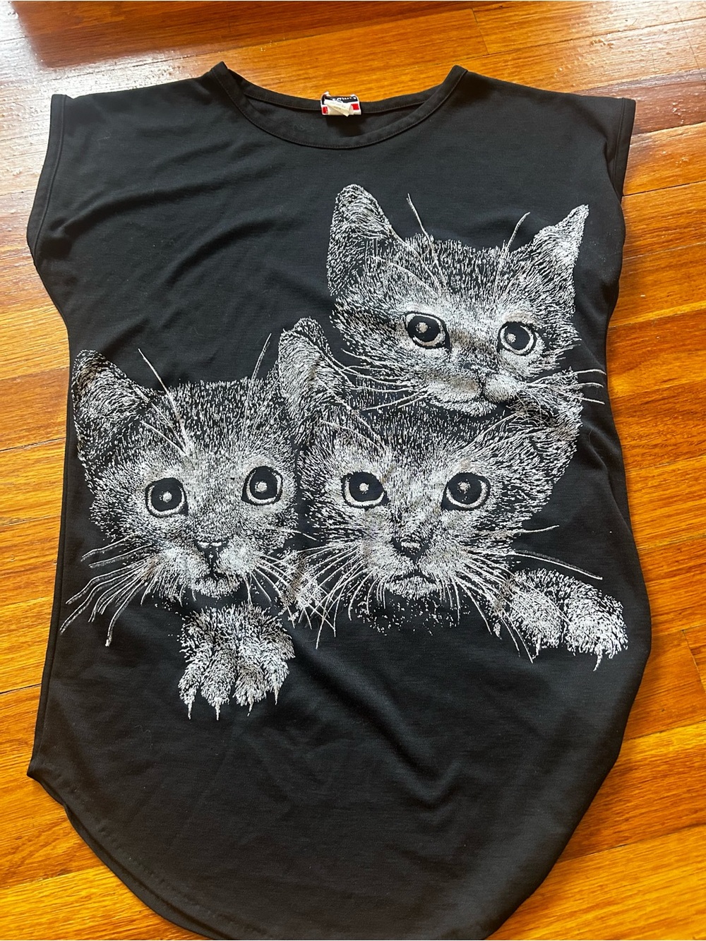 Vintage Black Cat Trio Graphic Tee  - Pets Cat